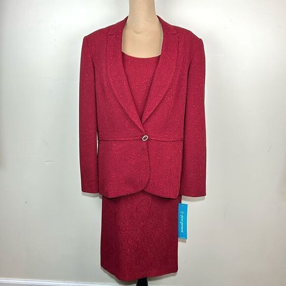 NWT First Issue Liz Claiborne 3 piece suit size 18 - Picture 1 of 11